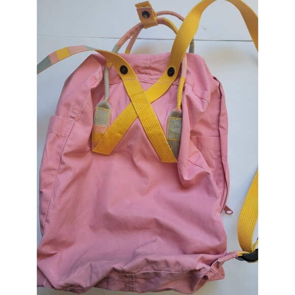 Fjallraven Kanken Pink Adjustable Strap Travel Backpack Casual School Vacation main image 11